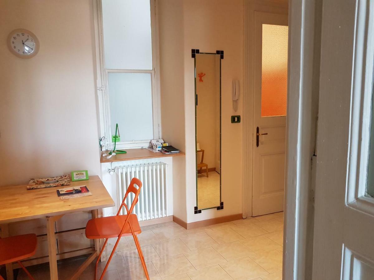 Casa Vacanze All'Angolo Triëst Buitenkant foto